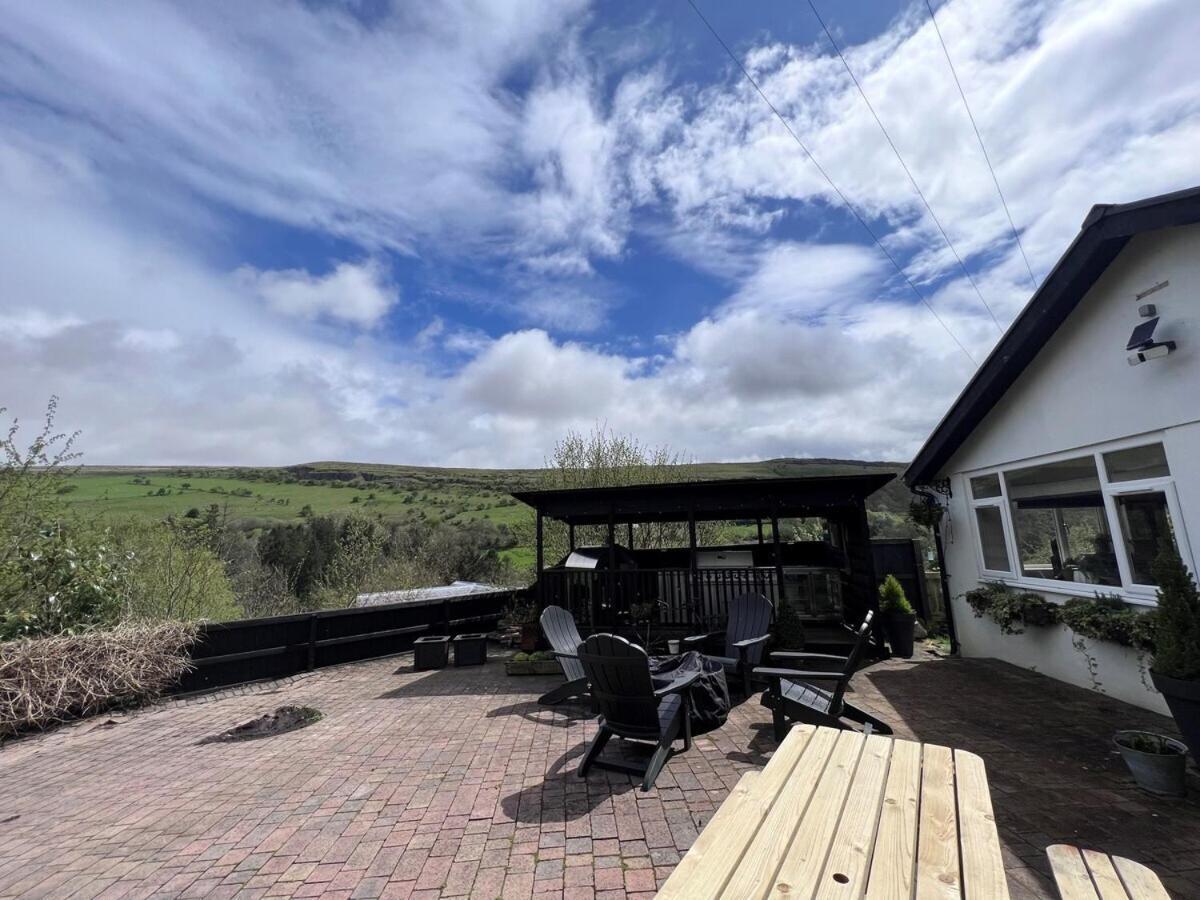 3 - Spectacular Views - Pizza Oven & Bbq Pont Sticill