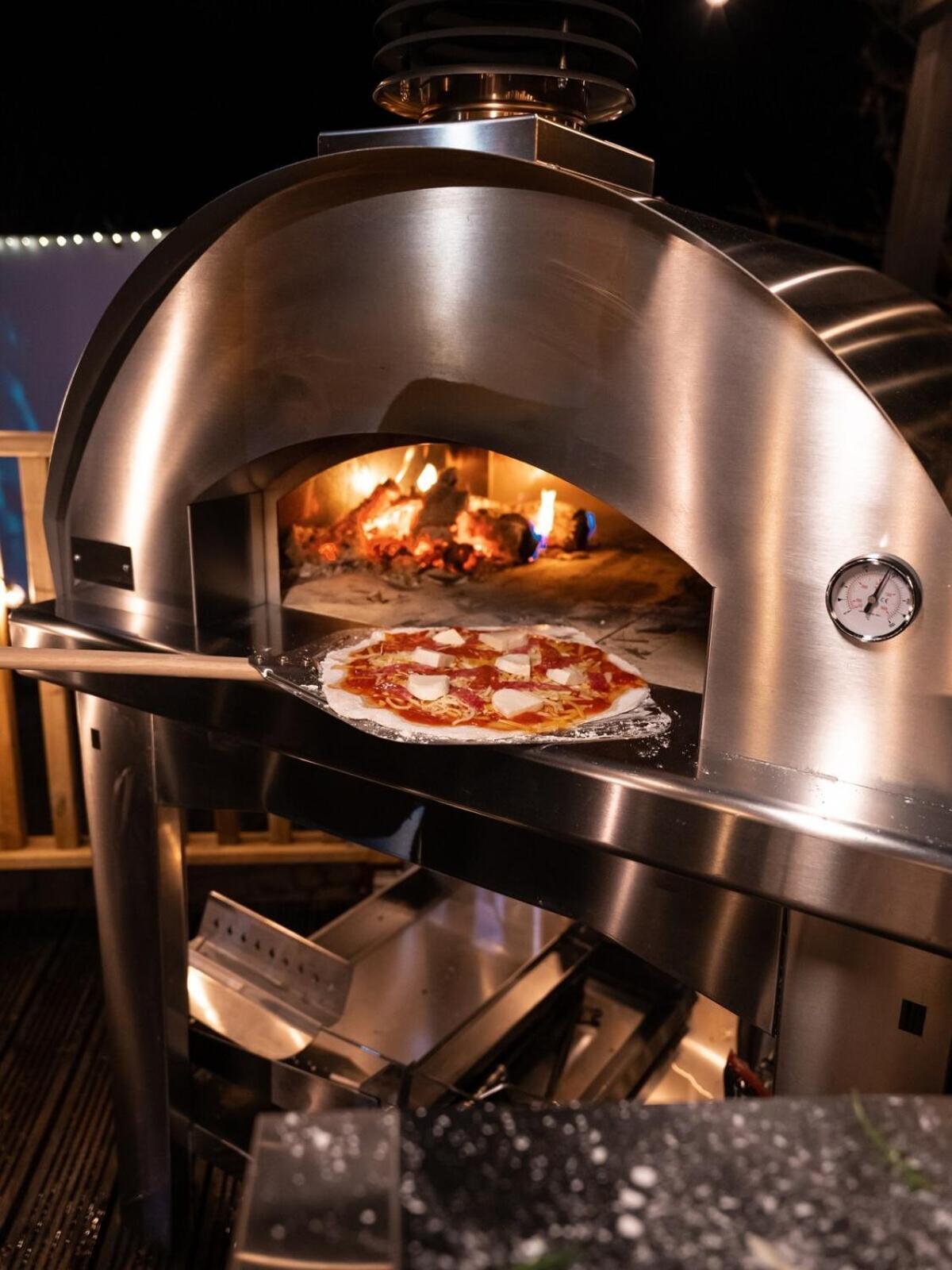 3 - Spectacular Views - Pizza Oven & Bbq Pont Sticill